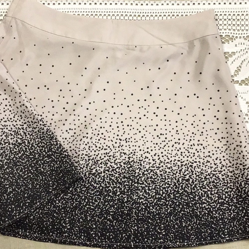 Oxmo mini skirt flowy and pretty